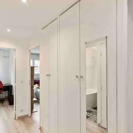 Bed & Breakfast A 100m Du Stade De France *